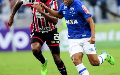 Embalado por assistência e gol, Alisson projeta Cruzeiro forte contra o Santos