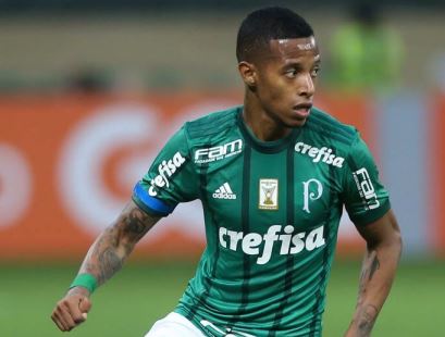 Palmeiras vence Vasco com ótima atuação e assistência de Tchê Tchê