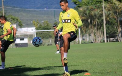 Antes de clássico pelo Figueirense, Bruno Alves é destaque no Globoesporte.com