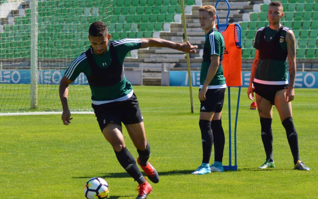 Recuperado, Leandrinho projeta temporada 2017/18 pelo Rio Ave