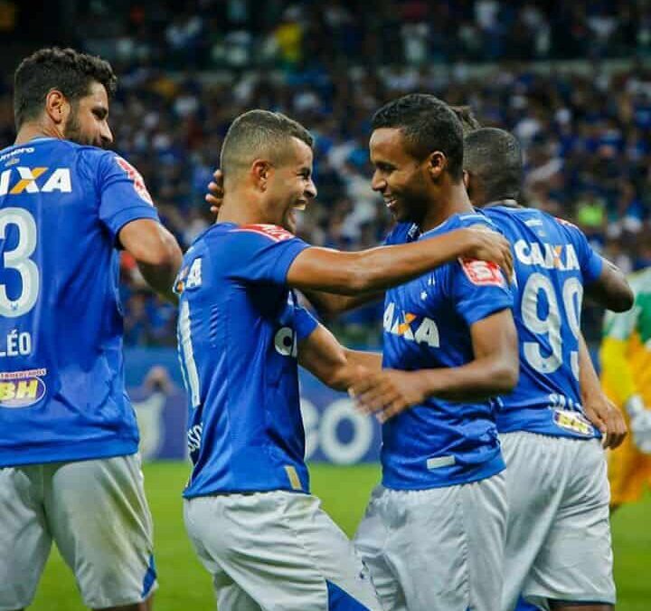Com assistência de Alisson e gol de Élber, Cruzeiro bate o Palmeiras pelo Brasileirão