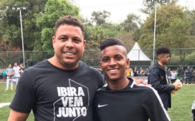 Rodrygo, do Santos, participa de evento da Nike ao lado de Ronaldo Fenômeno e Jô
