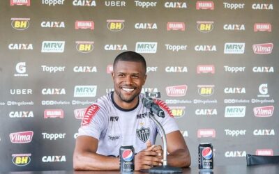 Recuperado, lateral-direito Carlos César fala sobre superação no Atlético-MG