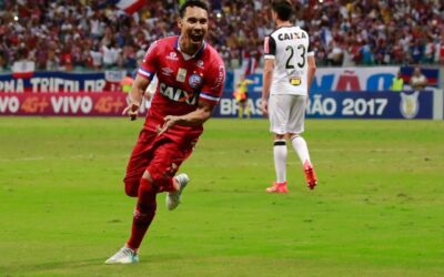 Primeiro jogador a marcar 10 gols em nove rodadas do Brasileiro, Edigar Junio celebra auge da carreira