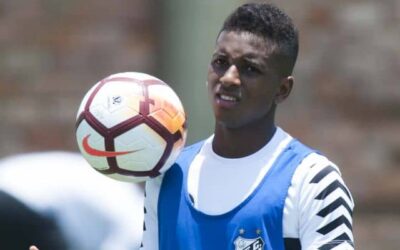 Rodrygo comemora tempo livre para treinos no Santos e foge de catimba uruguaia: “Aqui vamos jogar bola”