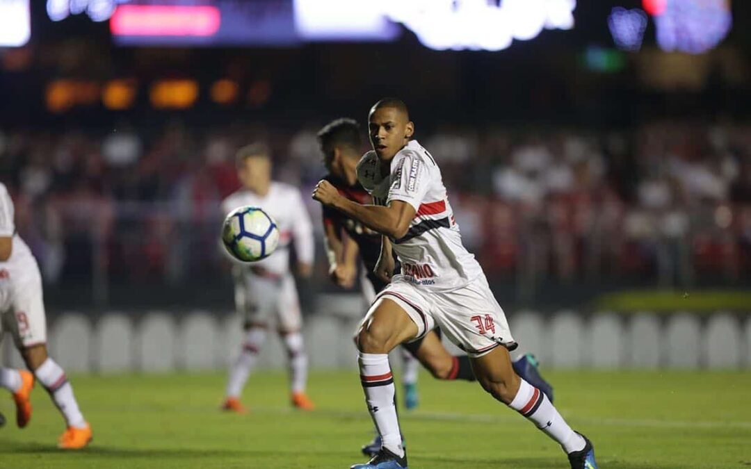 Em grande fase e titular, Bruno Alves fala com exclusividade para a Gazeta Esportiva