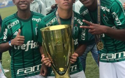 Athos, Caio e Luis Guilherme são campeões do Paulista Sub-13 pelo Palmeiras