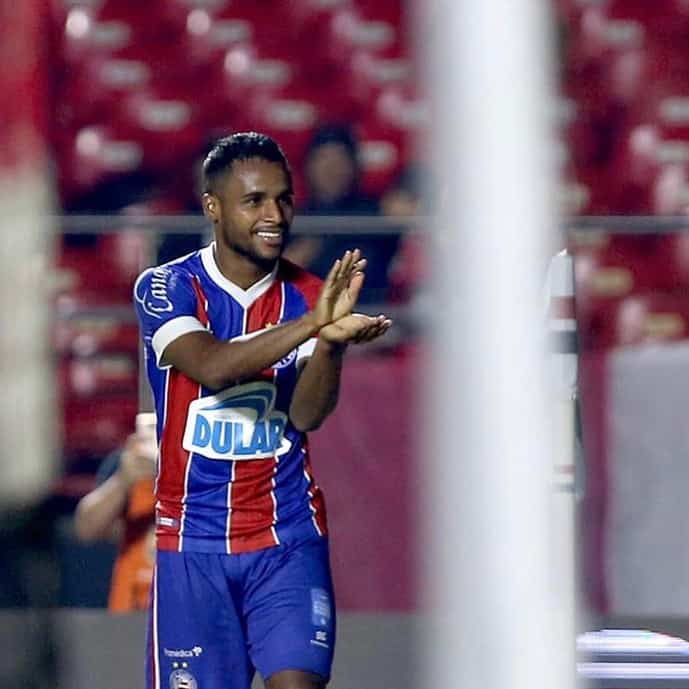 São Paulo vence o Bahia e conquista primeiro triunfo fora de casa