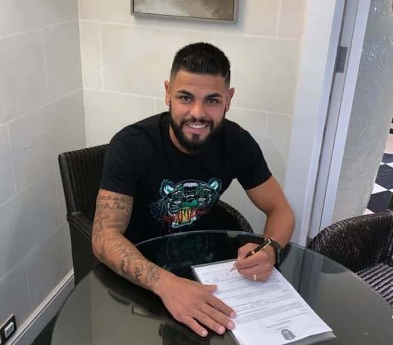Após três temporadas no Nantes, Lima assina contrato com o Al Ahli