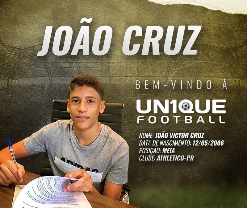 João Cruz, meia do Athletico-PR Sub-15, é o novo cliente da Un1que Football