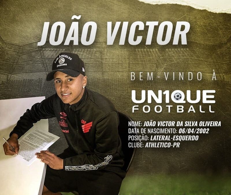 João Victor, lateral-esquerdo do Athletico-PR, é o novo cliente da Un1que Football