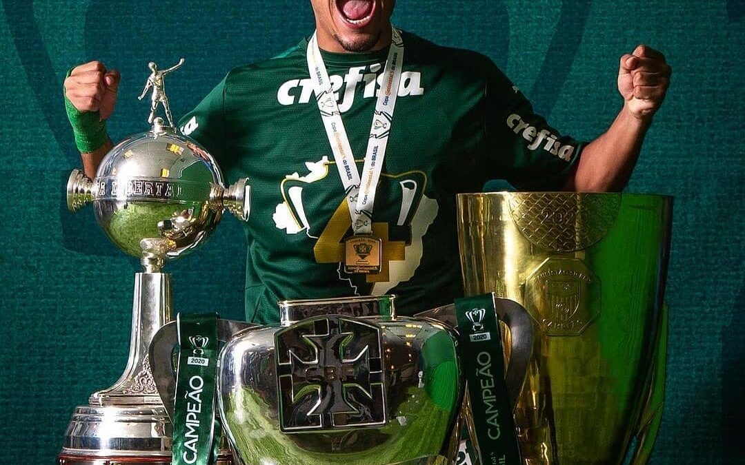 Em entrevista exclusiva, Gabriel Menino fala sobre temporada, futuro e pressão de ser um dos melhores do Palmeiras