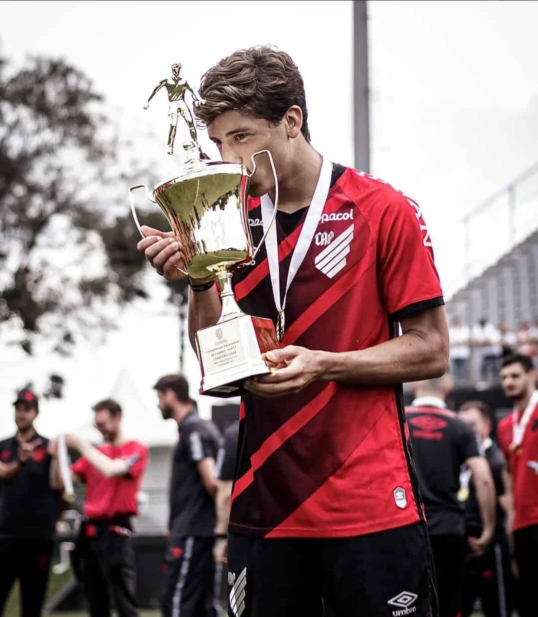 João Cruz Conquista O Paranaense Sub-17 Pelo Athletico-PR - Un1que Football