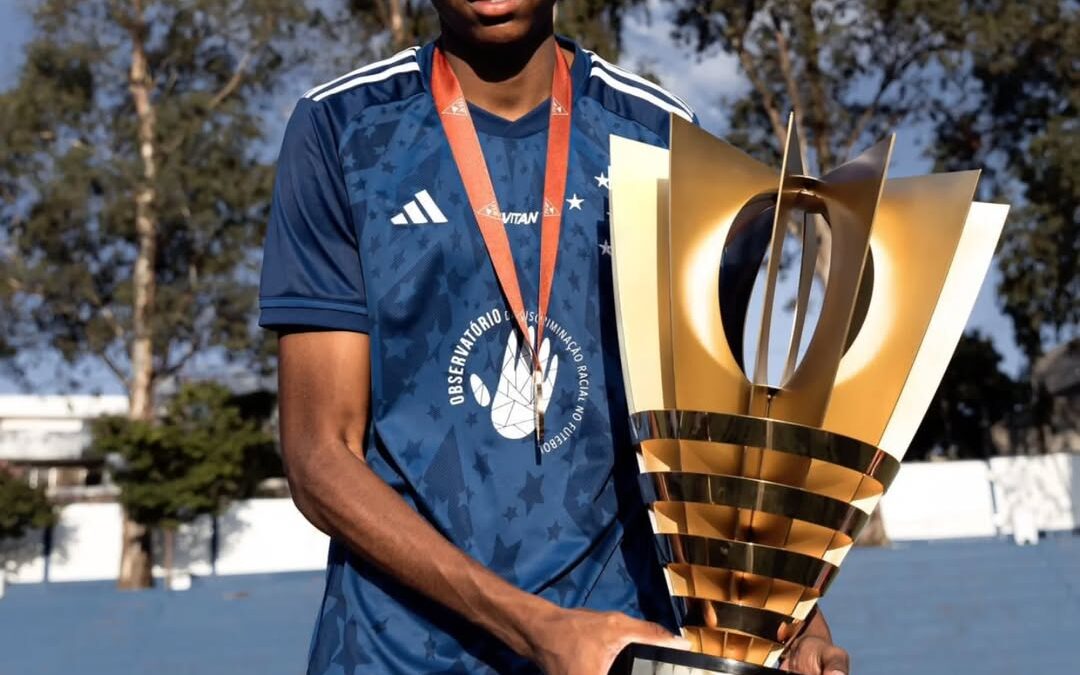 Bryan é campeão pelo Cruzeiro do Campeonato Mineiro Sub-14