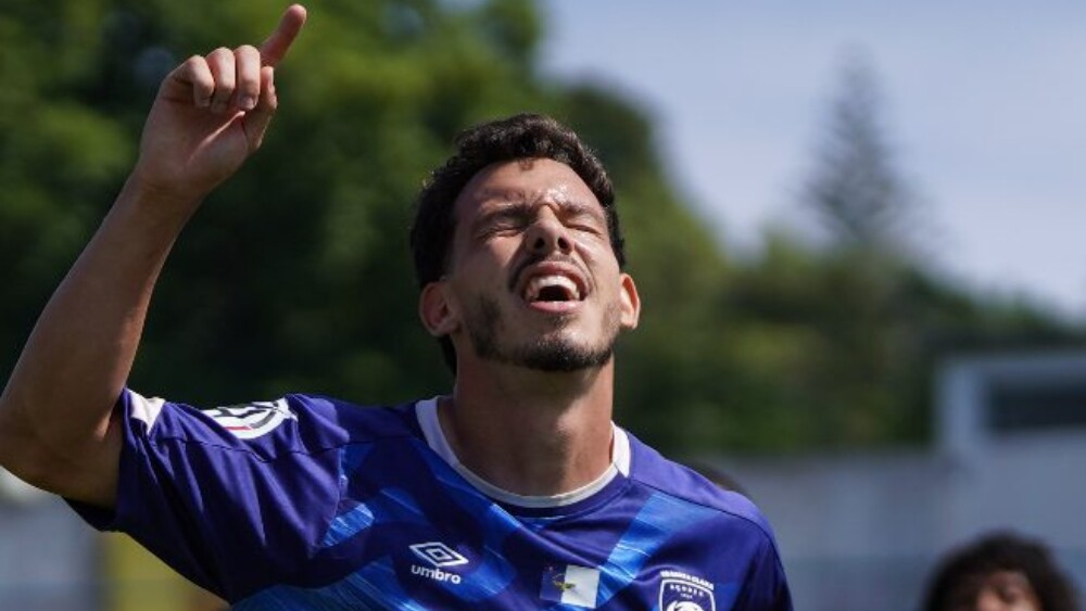 Ex-Palmeiras, Daniel brilha e faz golaço do meio de campo no futebol europeu; veja