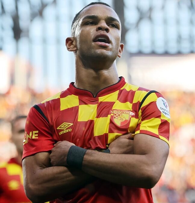 Com novo apelido e em grande fase na Turquia, Juan é destaque em entrevista ao Terra