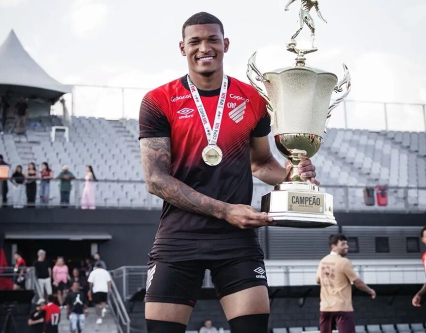 Pelo Athletico-PR, Walace conquista a Copa Sul sub-20