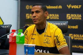 Apresentado, Bruno Alves projeta temporada 2026 pelo Criciúma