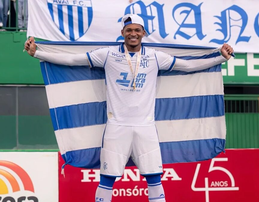 Em grande fase, Walace França conquista inédito título da Copa Sul-Sudeste