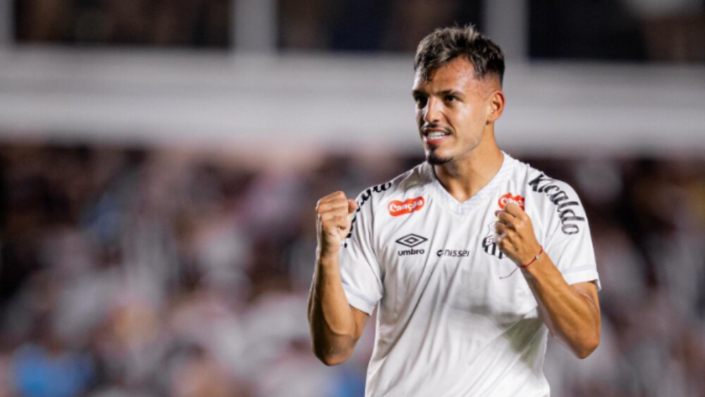 Em alta na lateral-direita, Gabriel Menino comenta objetivos na temporada em entrevista à ESPN